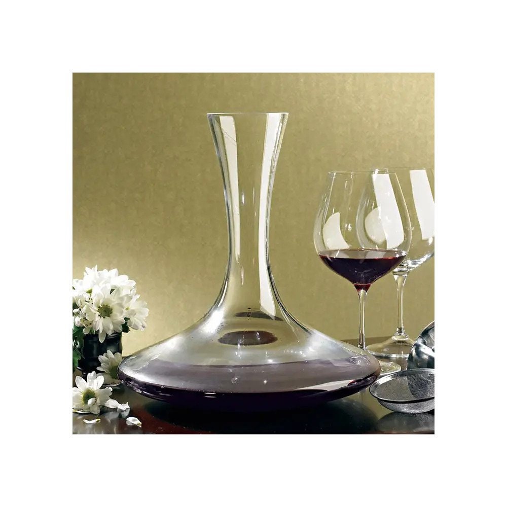 Traditional Crystal Wine Decanter - Raise The Bar Lux  